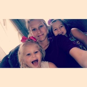 Meet your Posher, Brittney